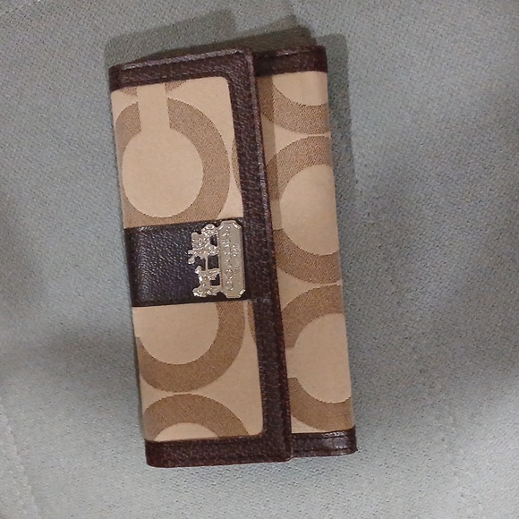 Coach Handbags - COACH Wallet with Horse and Carriage emblem